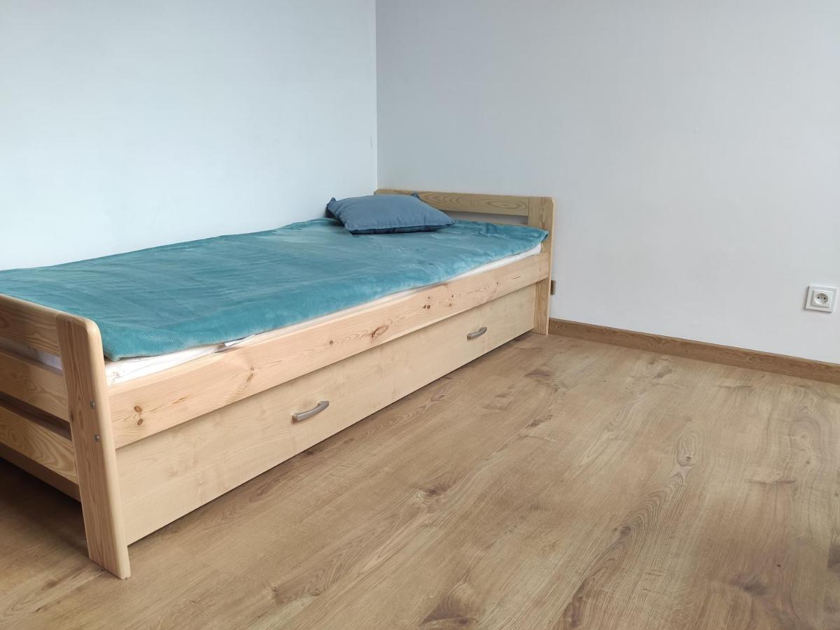 Bursztynowe Wczasy Sasino Apartamento Exterior foto