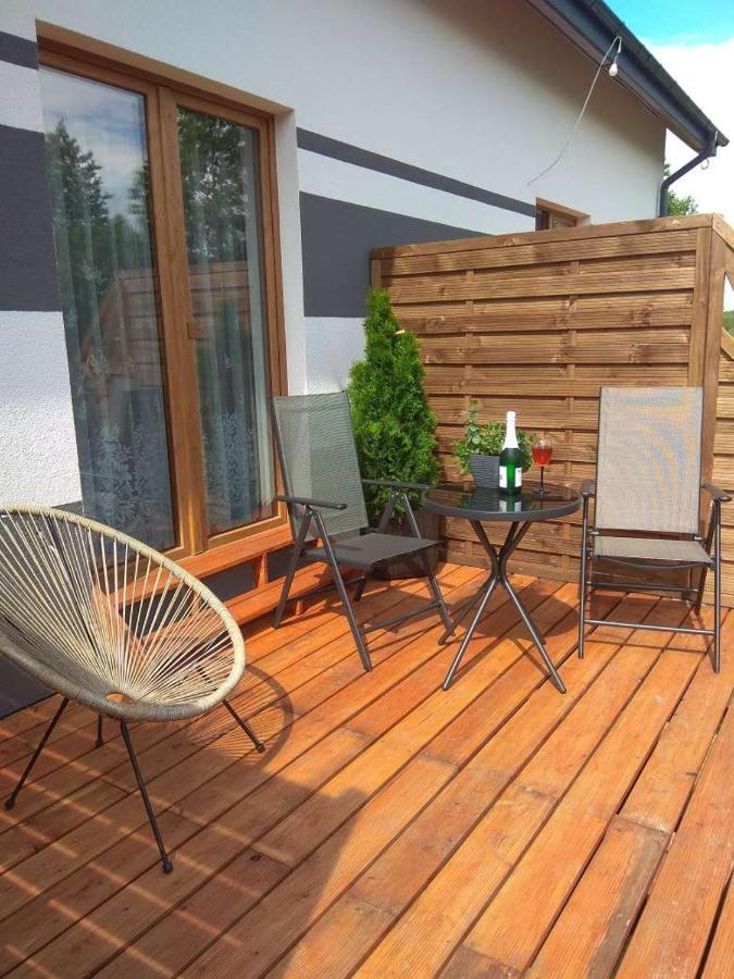 Bursztynowe Wczasy Sasino Apartamento Exterior foto